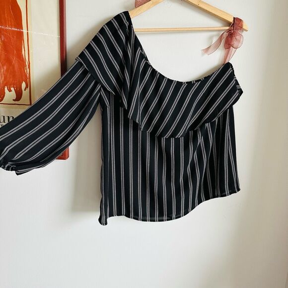 Halogen Pinstripe One Shoulder Ruffle Chiffon Blouse – Size Medium - Picture 3 of 9
